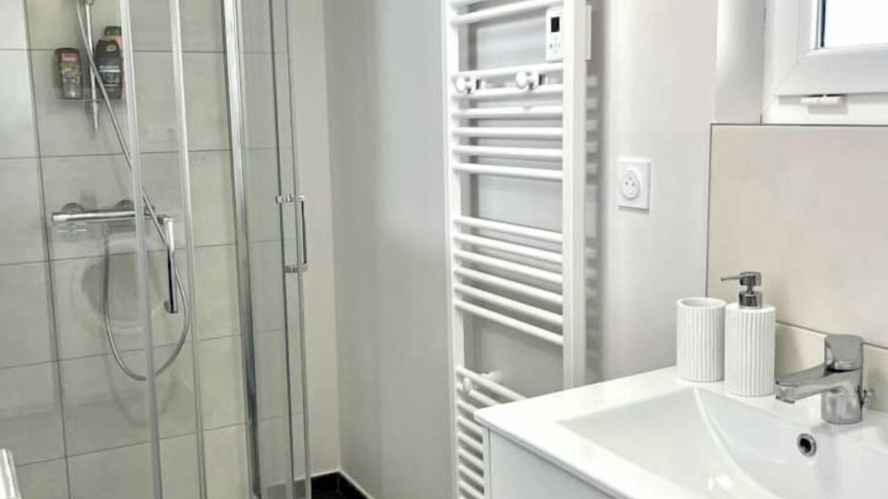 Photo of Bathroom in Enquin-sur-Baillons