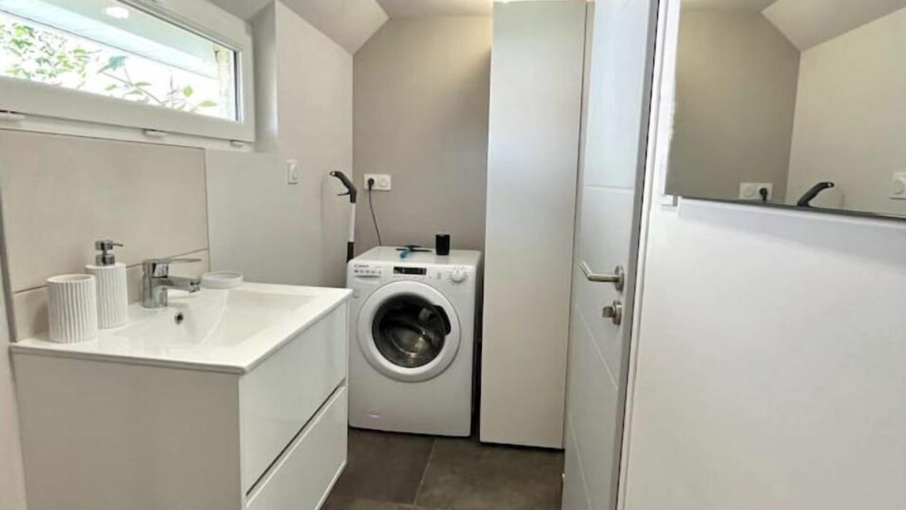 Photo of Bathroom in Enquin-sur-Baillons