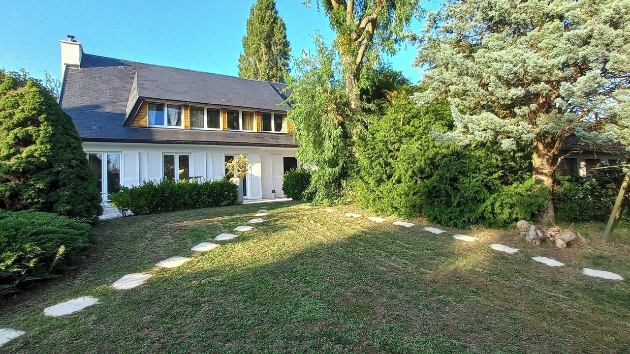 Photo of Outdoor in Lamorlaye