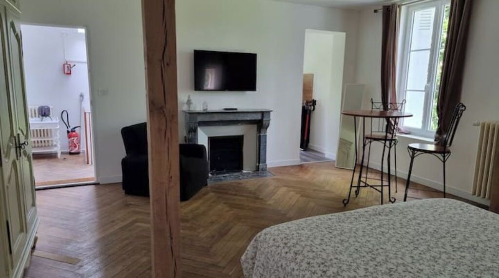 Photo of Bedroom in Saint-Ouen-de-Thouberville
