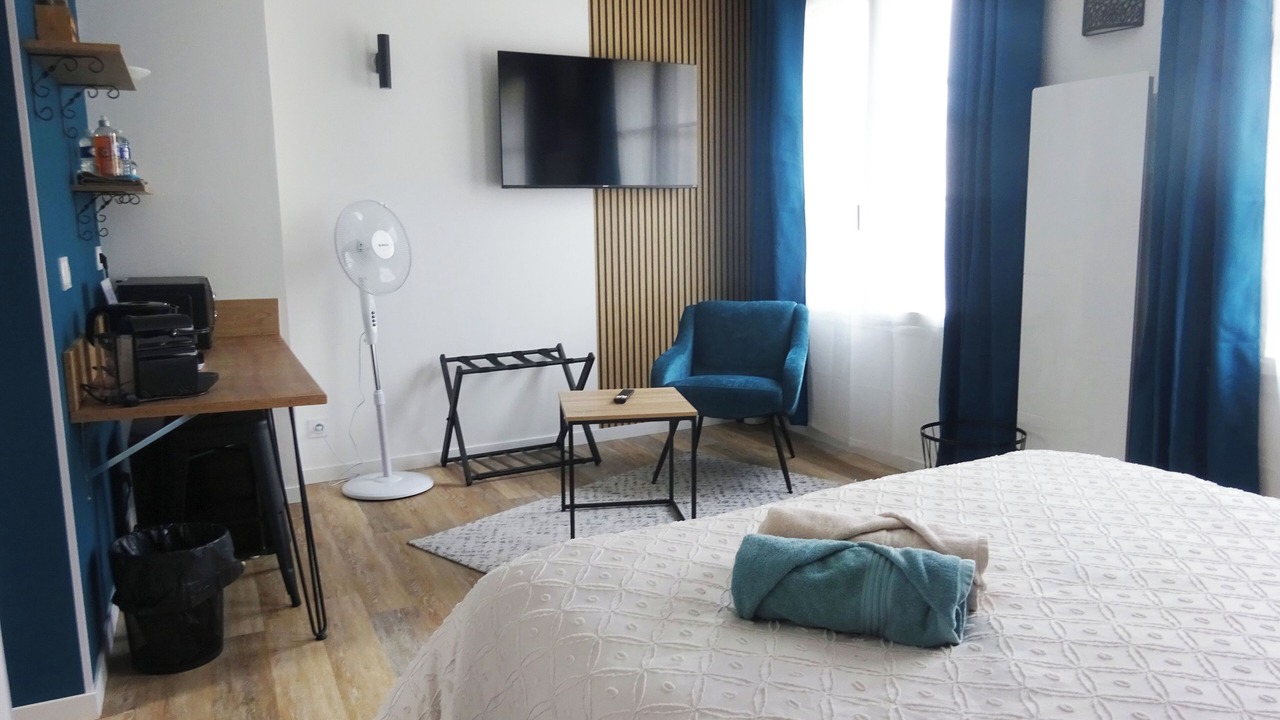 Photo of Bedroom in Nogent-le-Rotrou