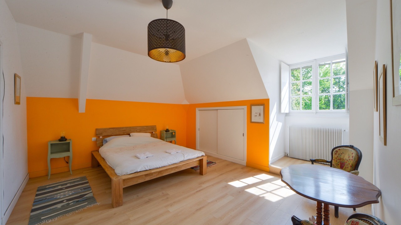 Photo of Bedroom in Mery-es-Bois