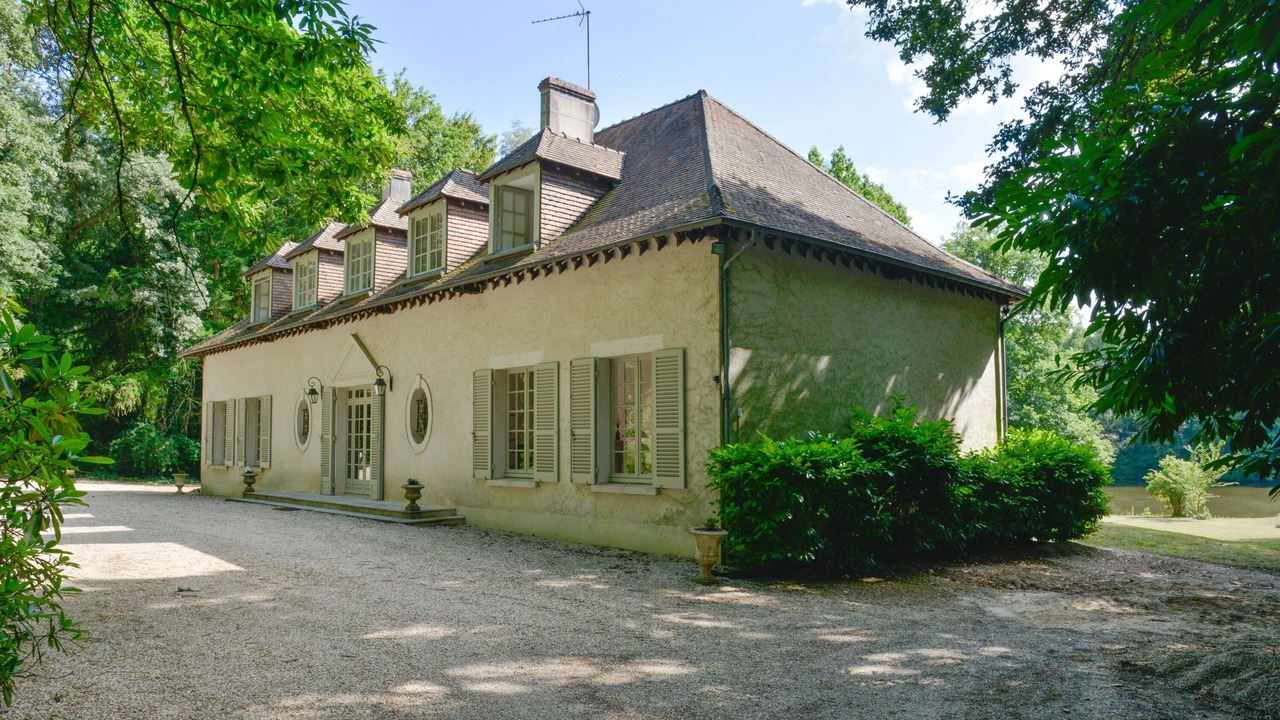 Photo of Outdoor in Mery-es-Bois