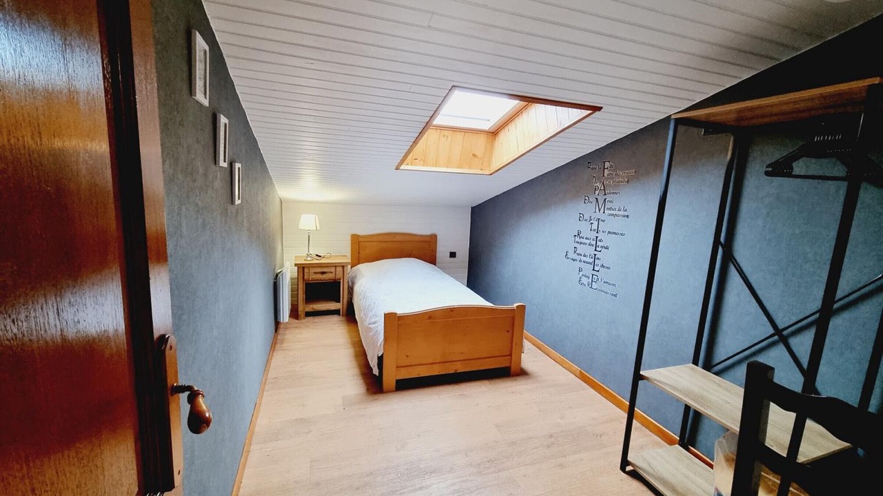 Photo of Bedroom in Eppe-Sauvage