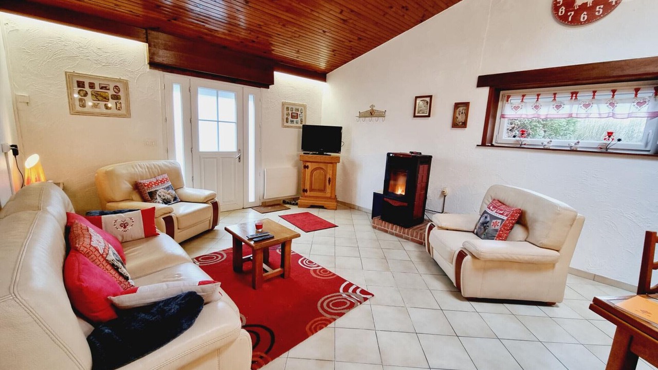 Photo of Livingroom in Eppe-Sauvage