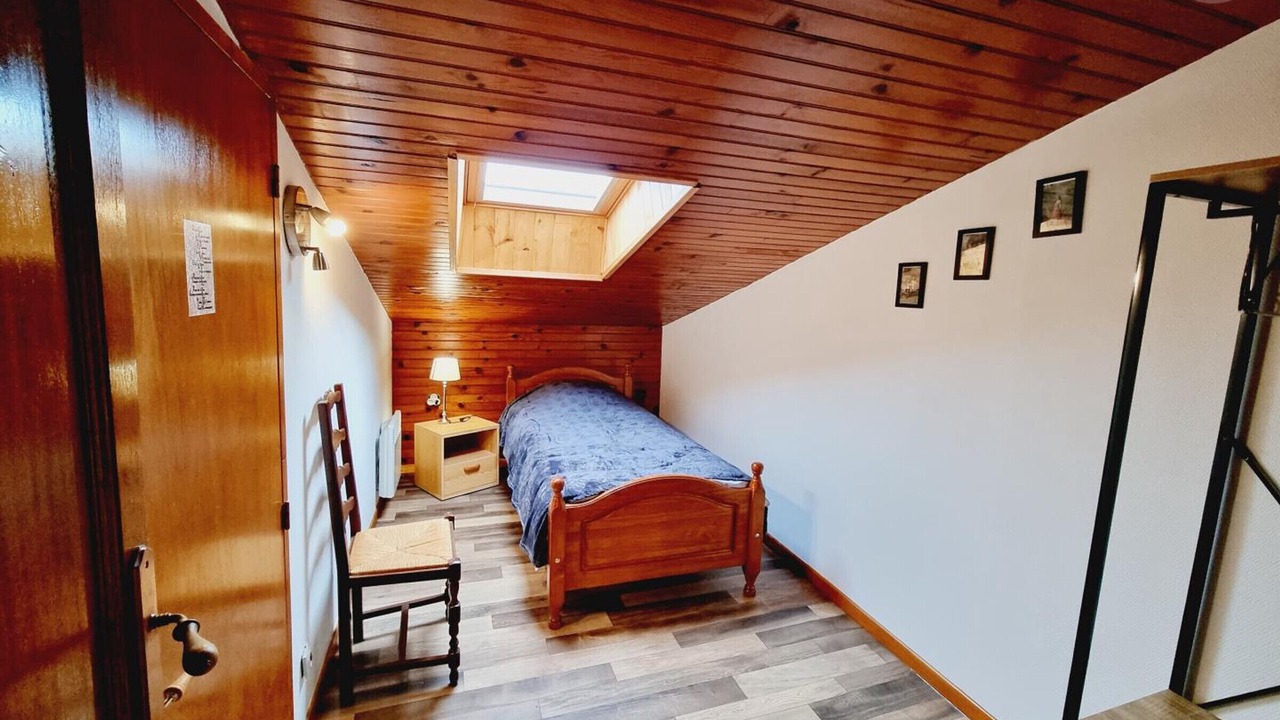 Photo of Bedroom in Eppe-Sauvage