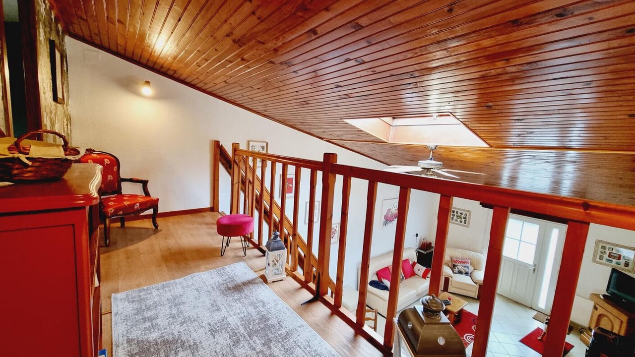 Photo of Livingroom in Eppe-Sauvage