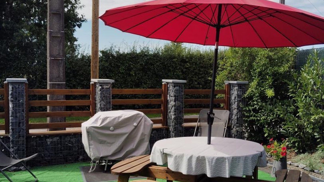 Photo of Outdoor in Eppe-Sauvage