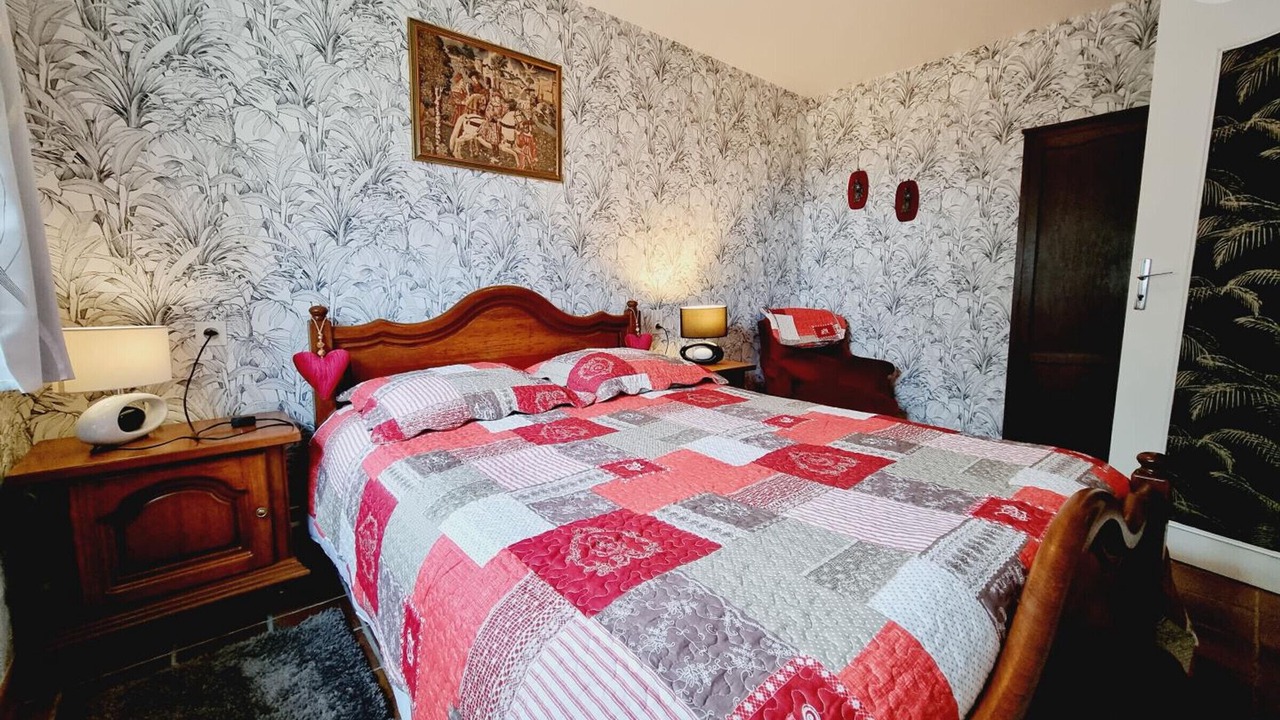Photo of Bedroom in Eppe-Sauvage