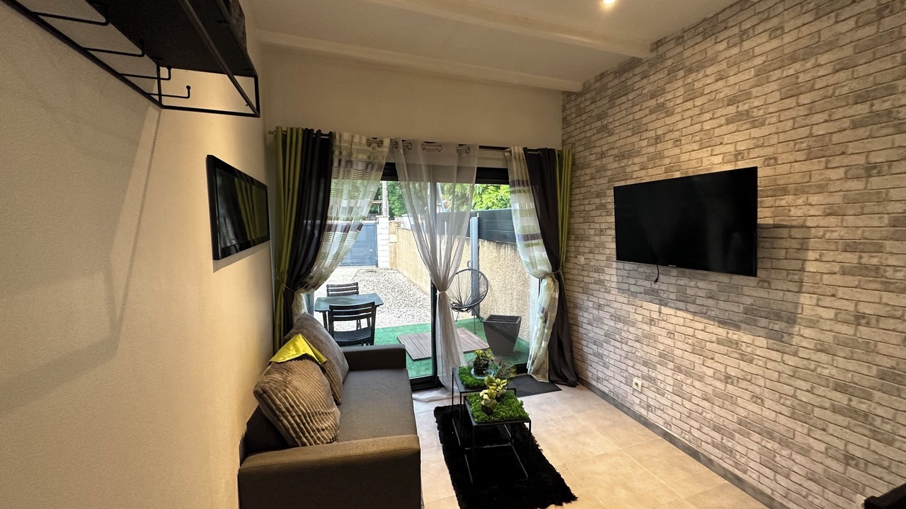 Photo of Livingroom in La Ferte-Gaucher