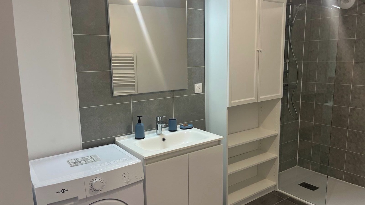 Photo of Bathroom in Noisy-le-Sec