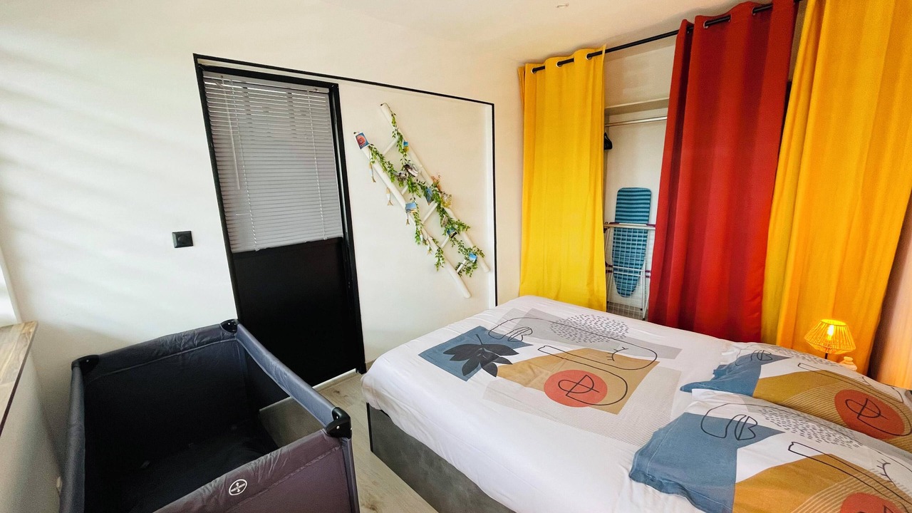 Photo of Bedroom in Port
