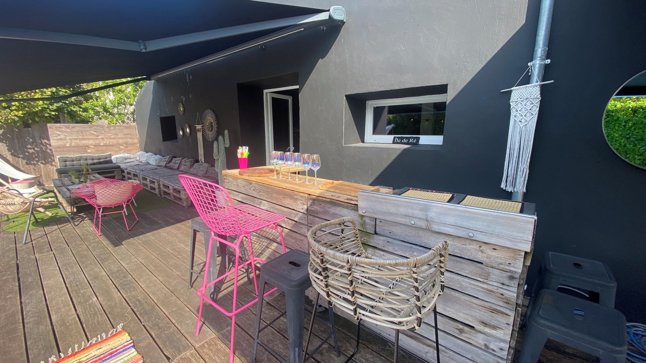 Photo of Patio Balcony in Moret-Loing-et-Orvanne