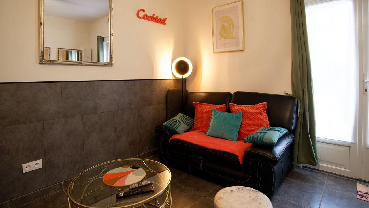 Photo of Livingroom in Bordeaux-Saint-Clair