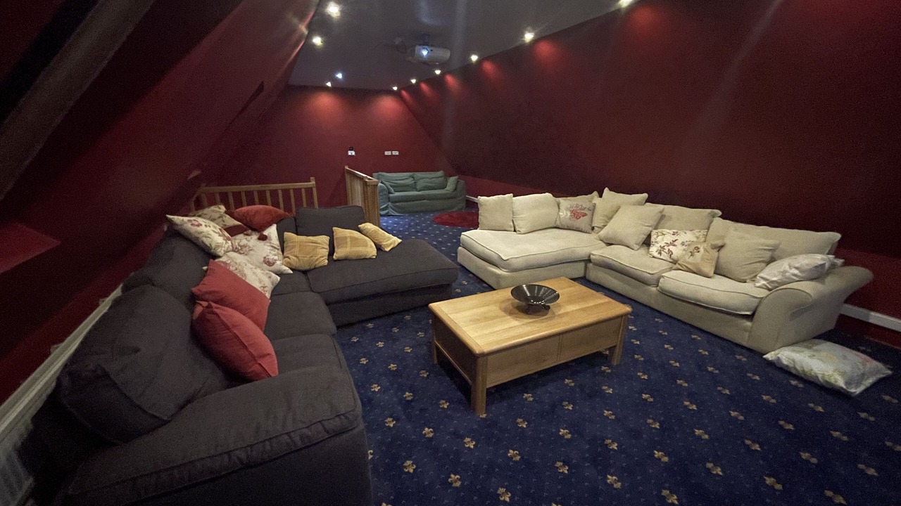 Photo of Livingroom in Azincourt