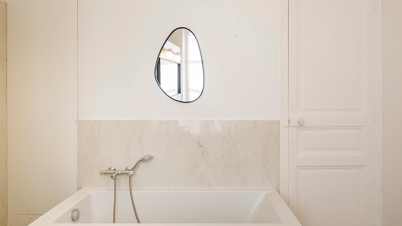 Photo of Bathroom in Quartier du Faubourg-Montmartre
