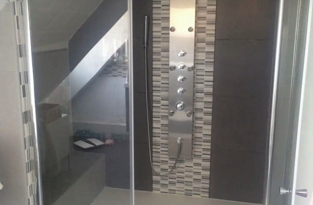 Photo of Bathroom in Ozoir-la-Ferriere