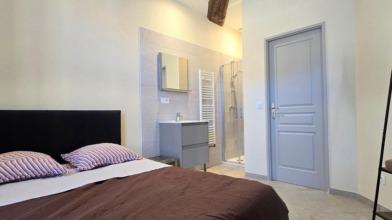 Photo of Bedroom in Mareil-le-Guyon
