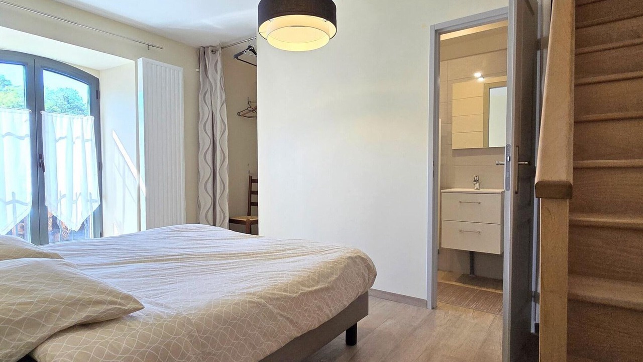 Photo of Bedroom in Mareil-le-Guyon