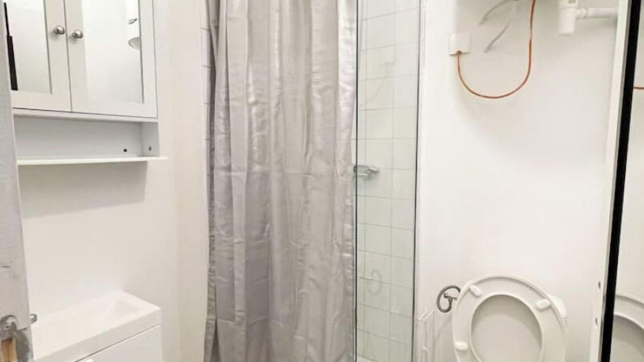 Photo of Bathroom in Bezons