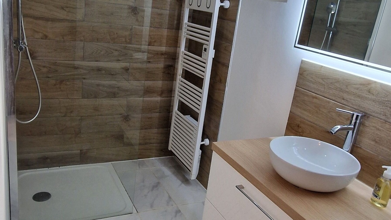 Photo of Bathroom in Boitron
