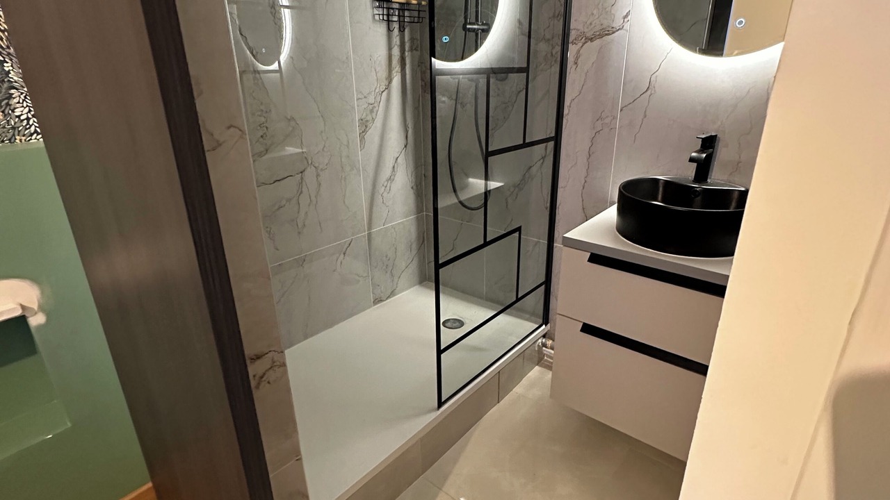 Photo of Bathroom in Bagnolet