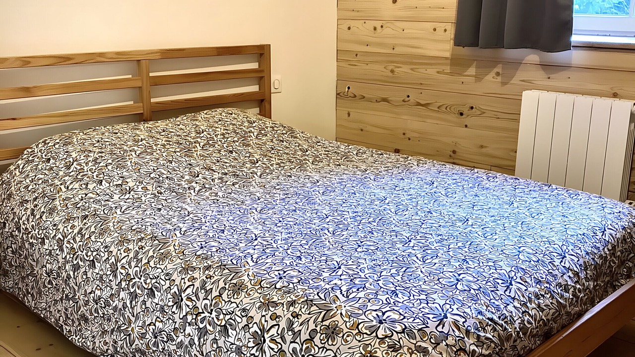 Photo of Bedroom in Mirebel