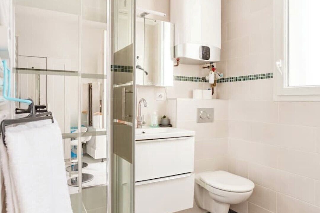 Photo of Bathroom in Stains