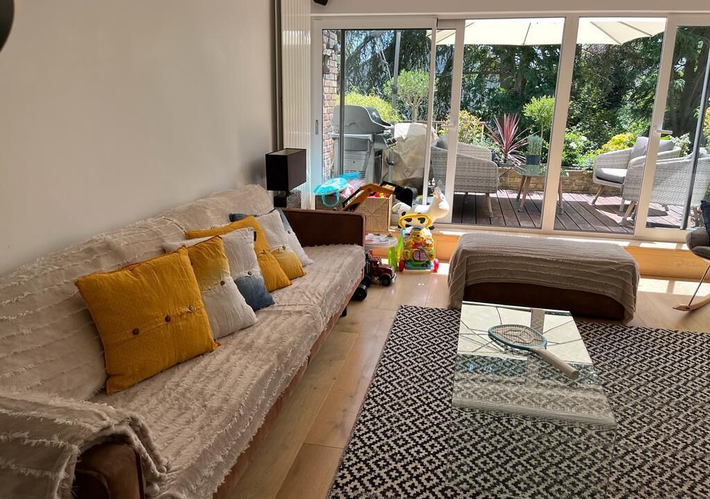 Photo of Livingroom in Chaville