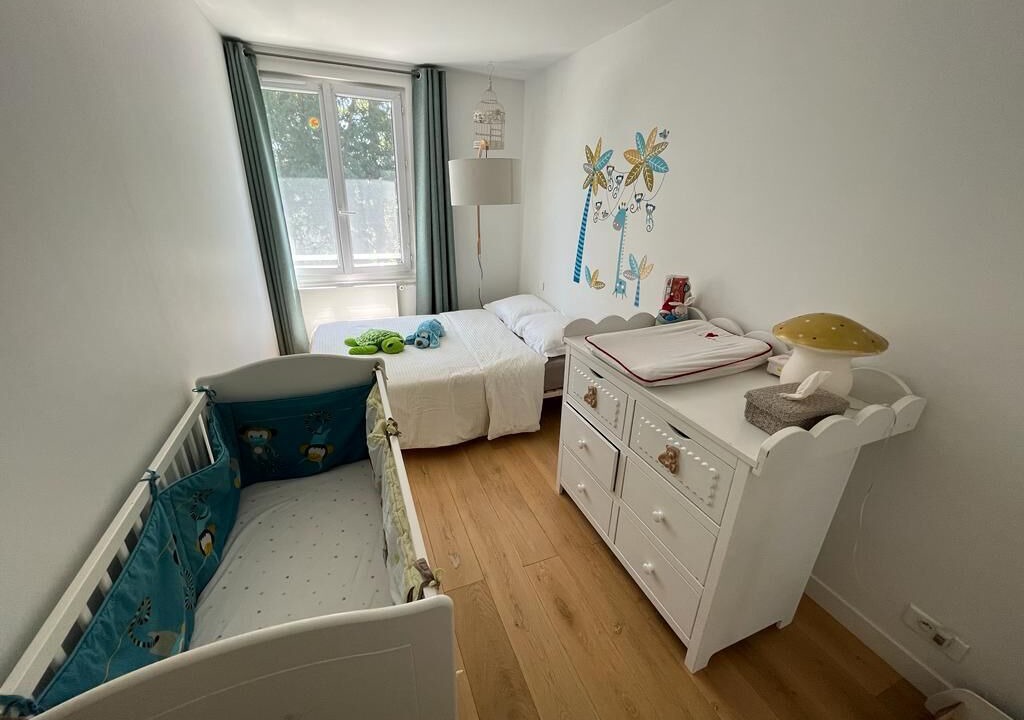 Photo of Bedroom in Chaville
