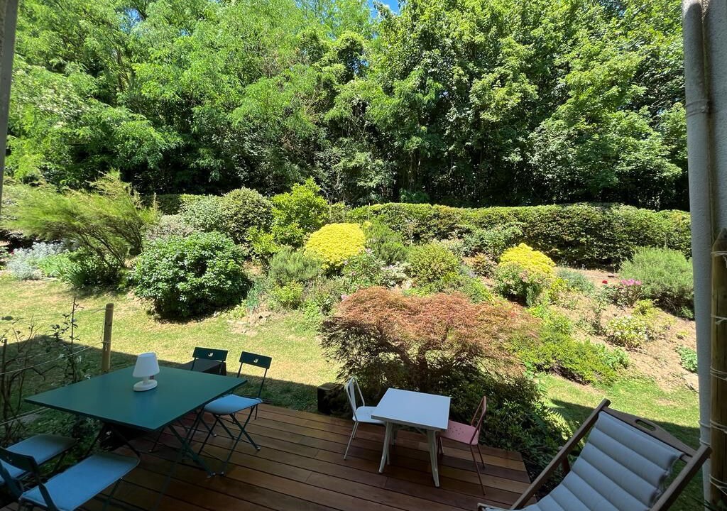 Photo of Outdoor in Chaville