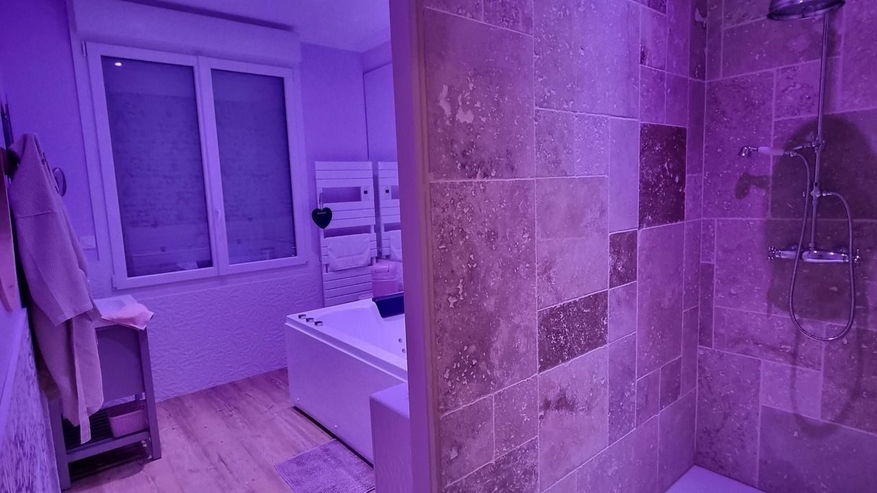 Photo of Bathroom in Calais
