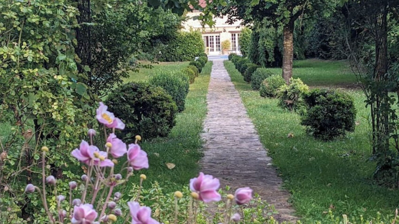 Photo of Outdoor in La Chapelle la Reine