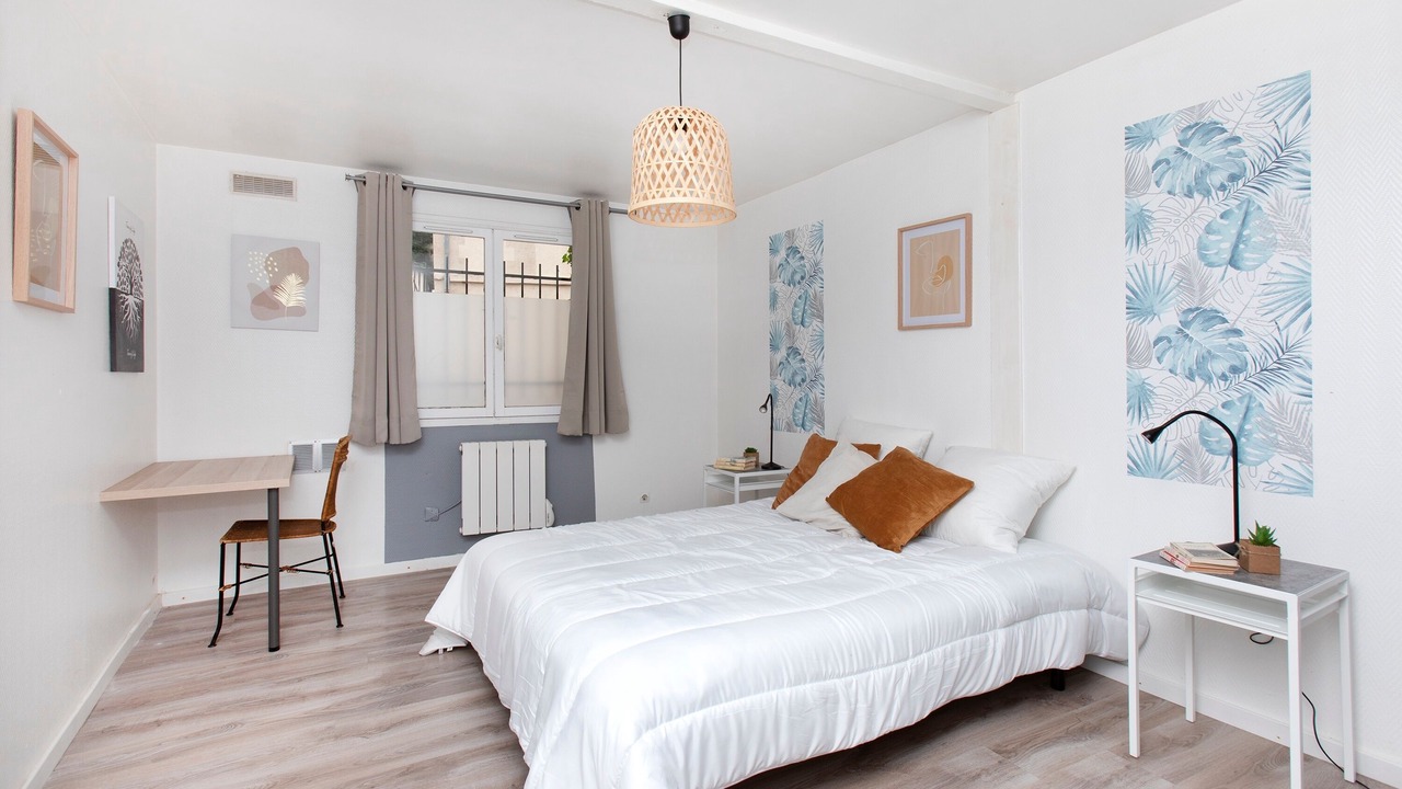 Photo of Bedroom in Brionne