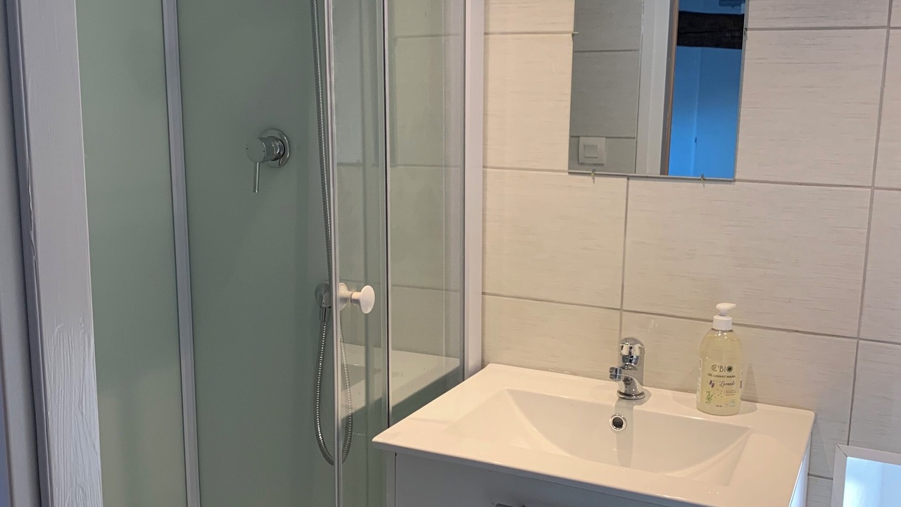 Photo of Bathroom in Courgis