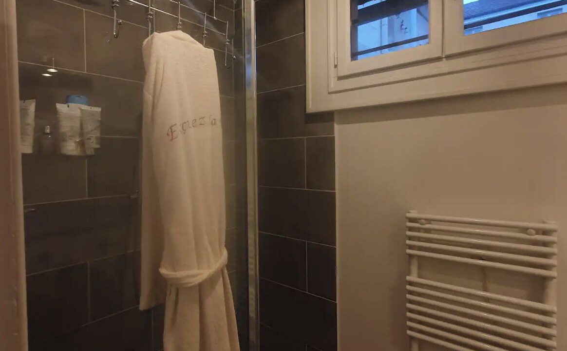 Photo of Bathroom in La Courneuve