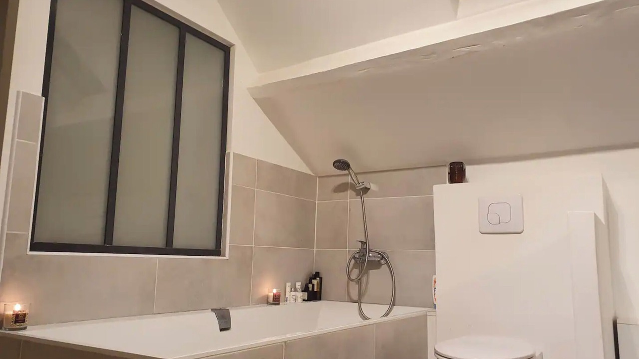 Photo of Bathroom in La Courneuve