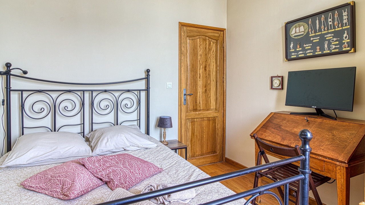 Photo of Bedroom in Gare