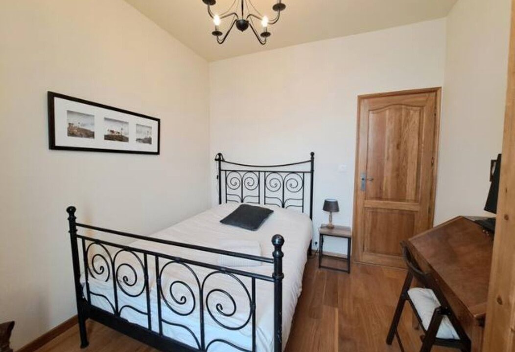 Photo of Bedroom in Gare