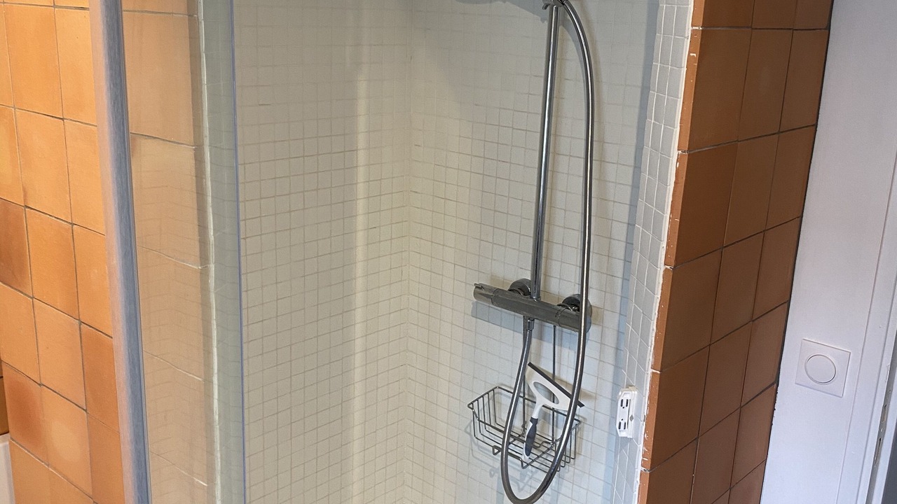 Photo of Bathroom in Bernay