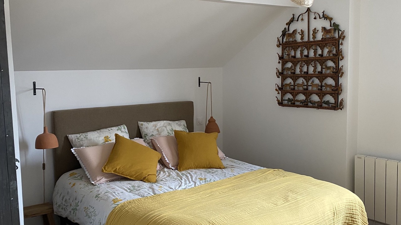 Photo of Bedroom in Bernay