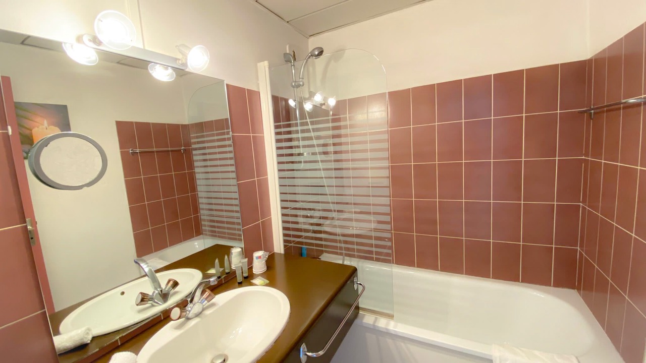 Photo of Bathroom in Port