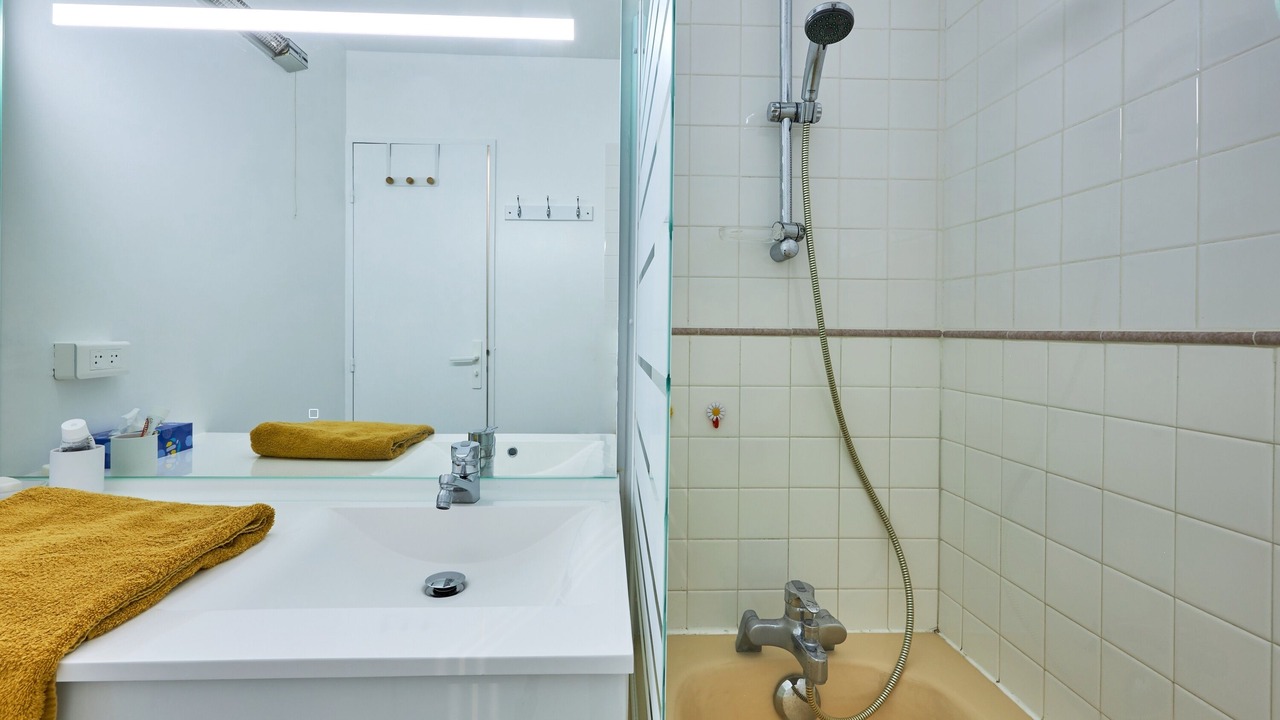 Photo of Bathroom in Courseulles-sur-Mer