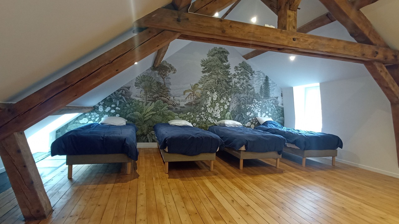 Photo of Bedroom in Montbard