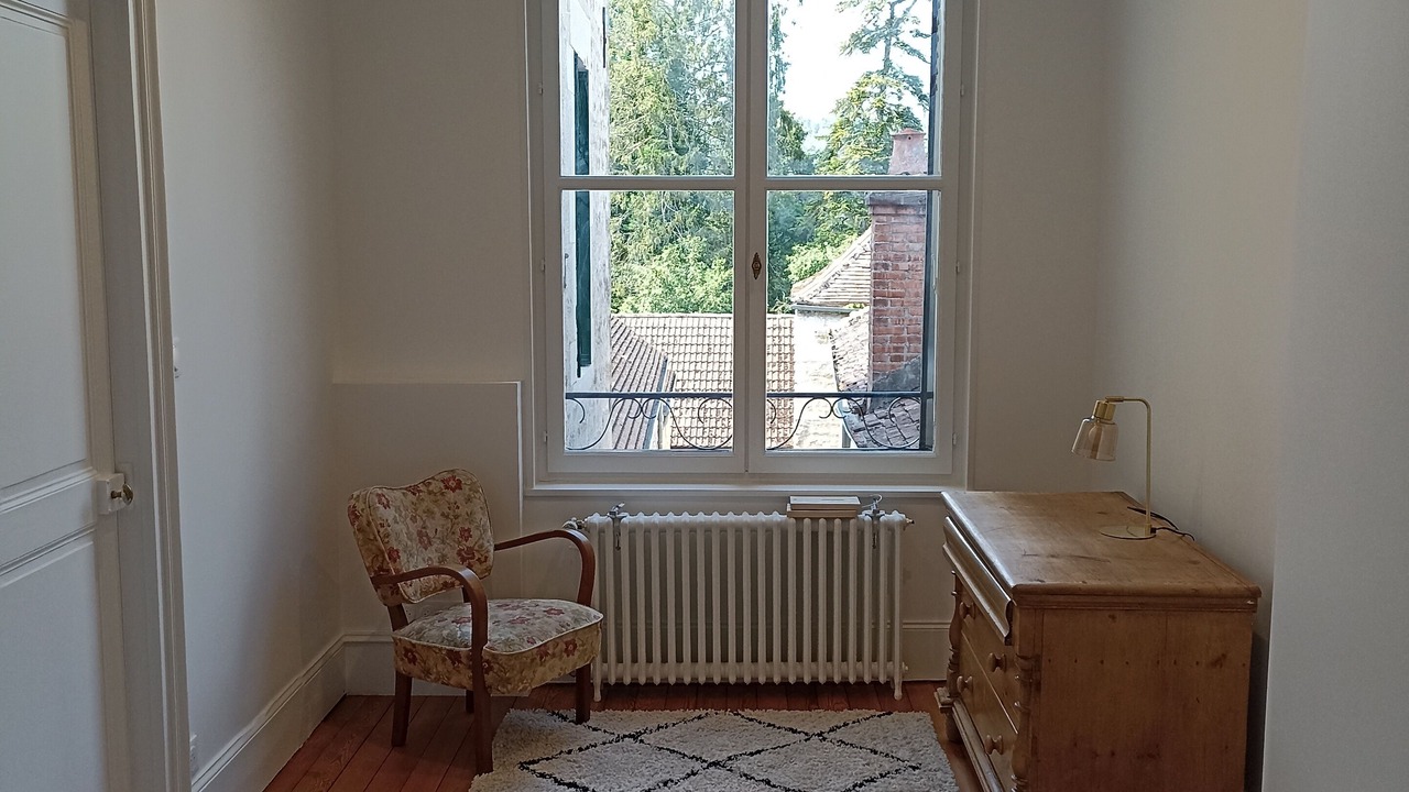 Photo of Bedroom in Montbard