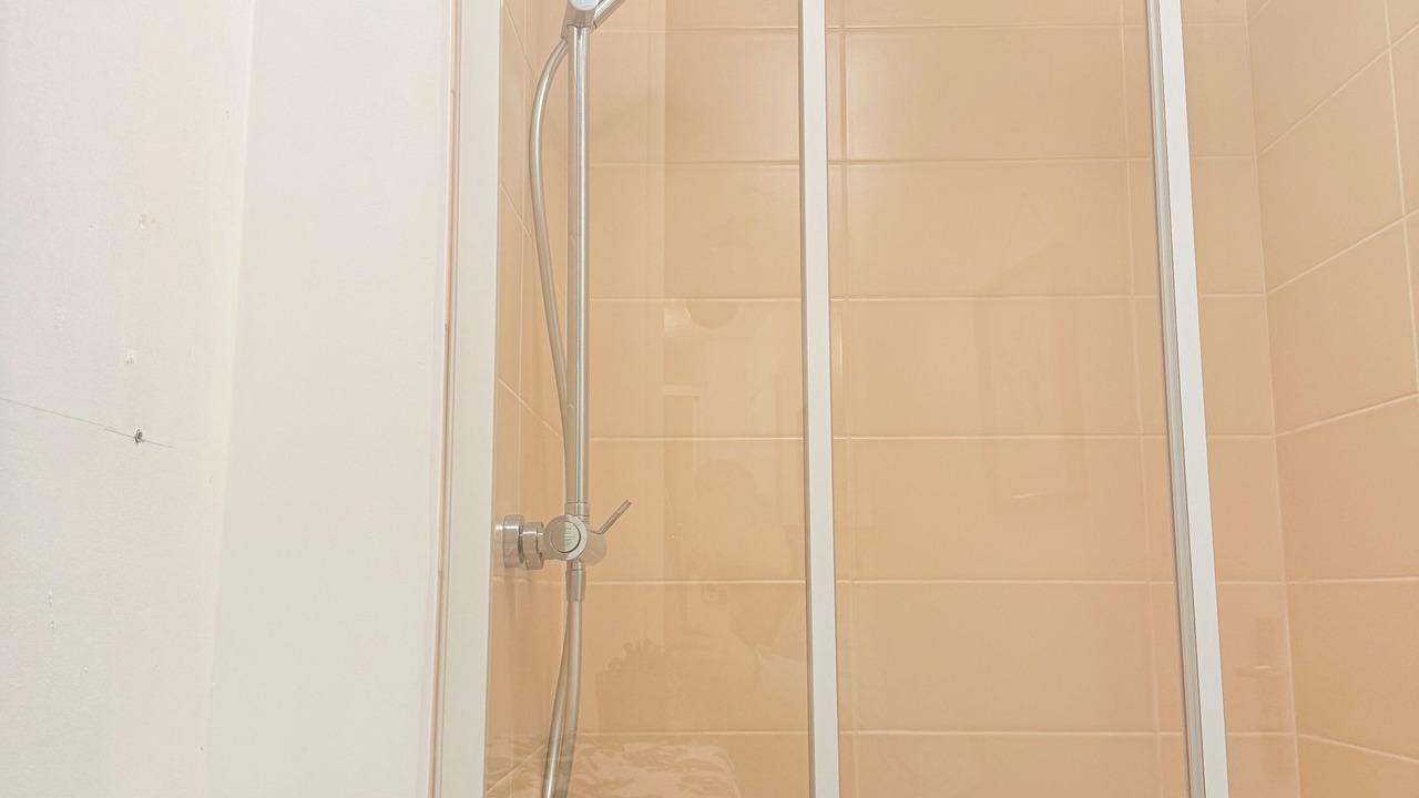 Photo of Bathroom in Dieppe