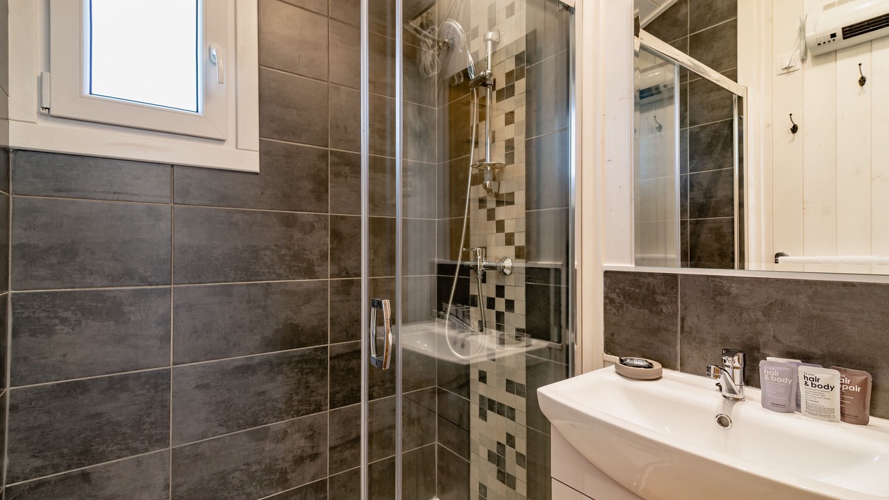 Photo of Bathroom in Amberieu-en-Bugey