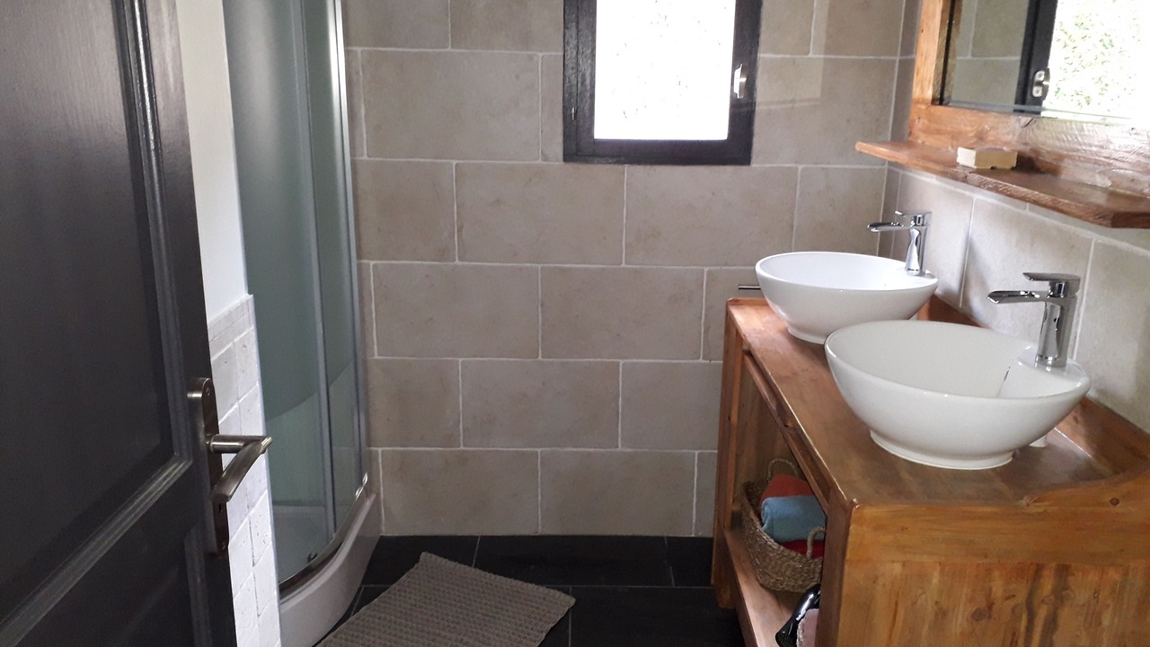 Photo of Bathroom in Montigny-le-Chartif