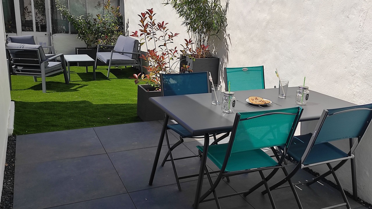 Photo of Outdoor in Sainte-Anne - Faubourg Noyon