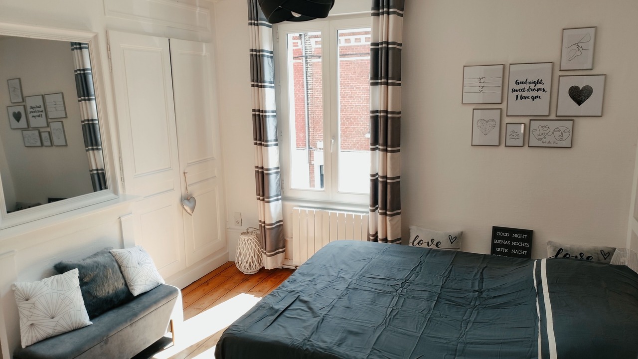 Photo of Bedroom in Sainte-Anne - Faubourg Noyon